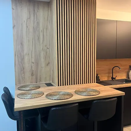 Una-no1 Appartement *